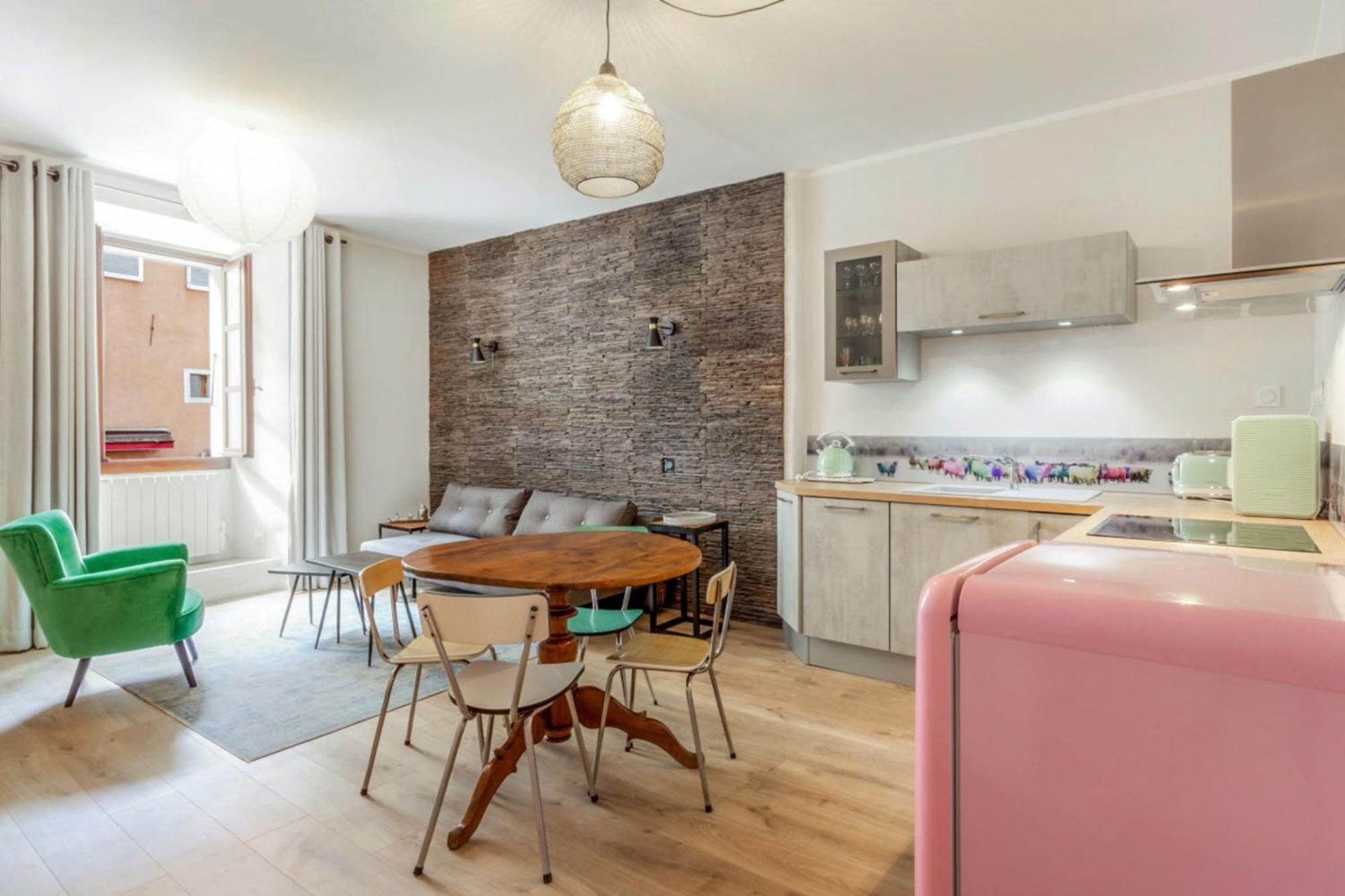 Appartement Sainte Claire Vintage - Welkeys アヌシー エクステリア 写真