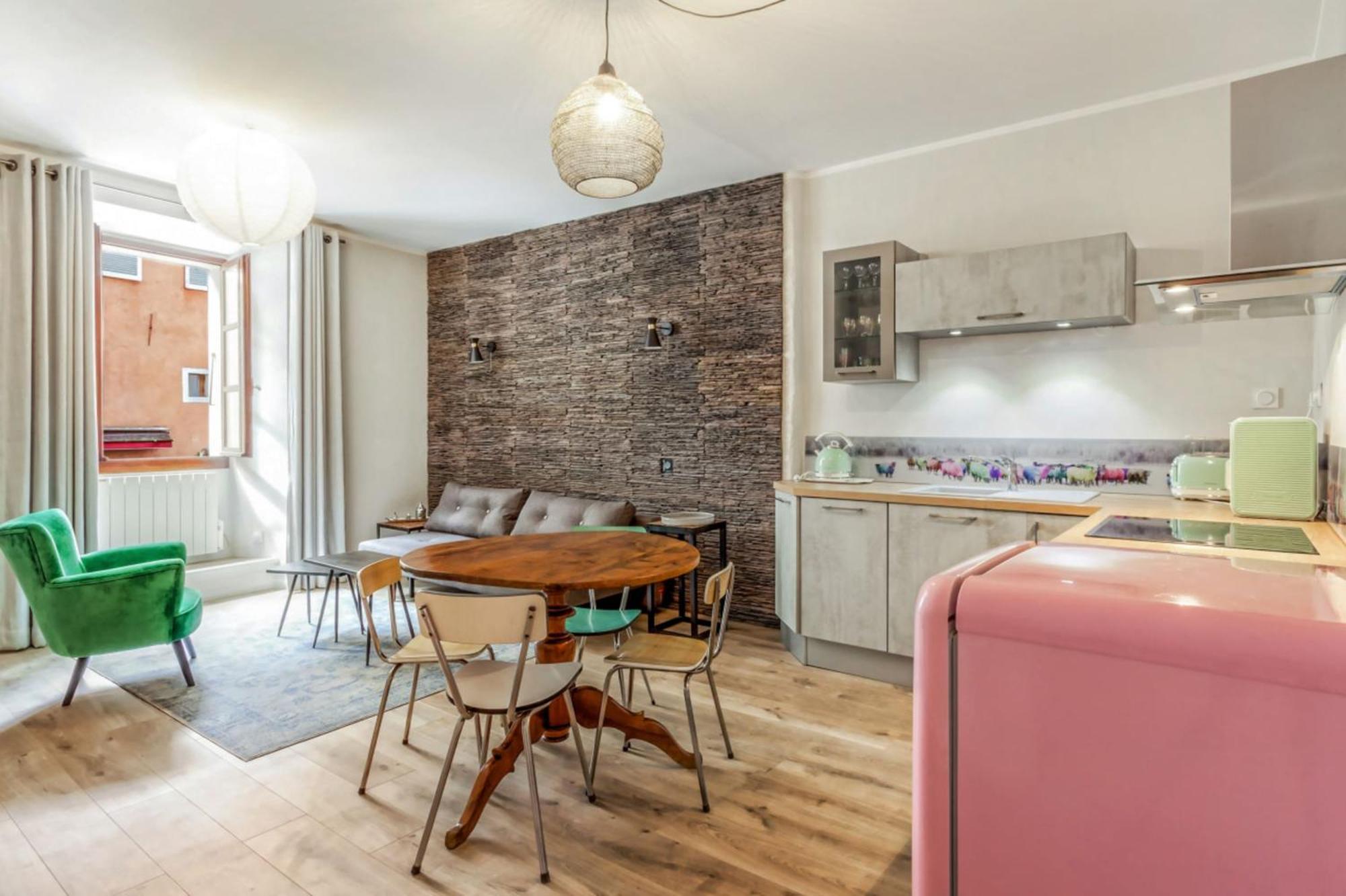Appartement Sainte Claire Vintage - Welkeys アヌシー エクステリア 写真