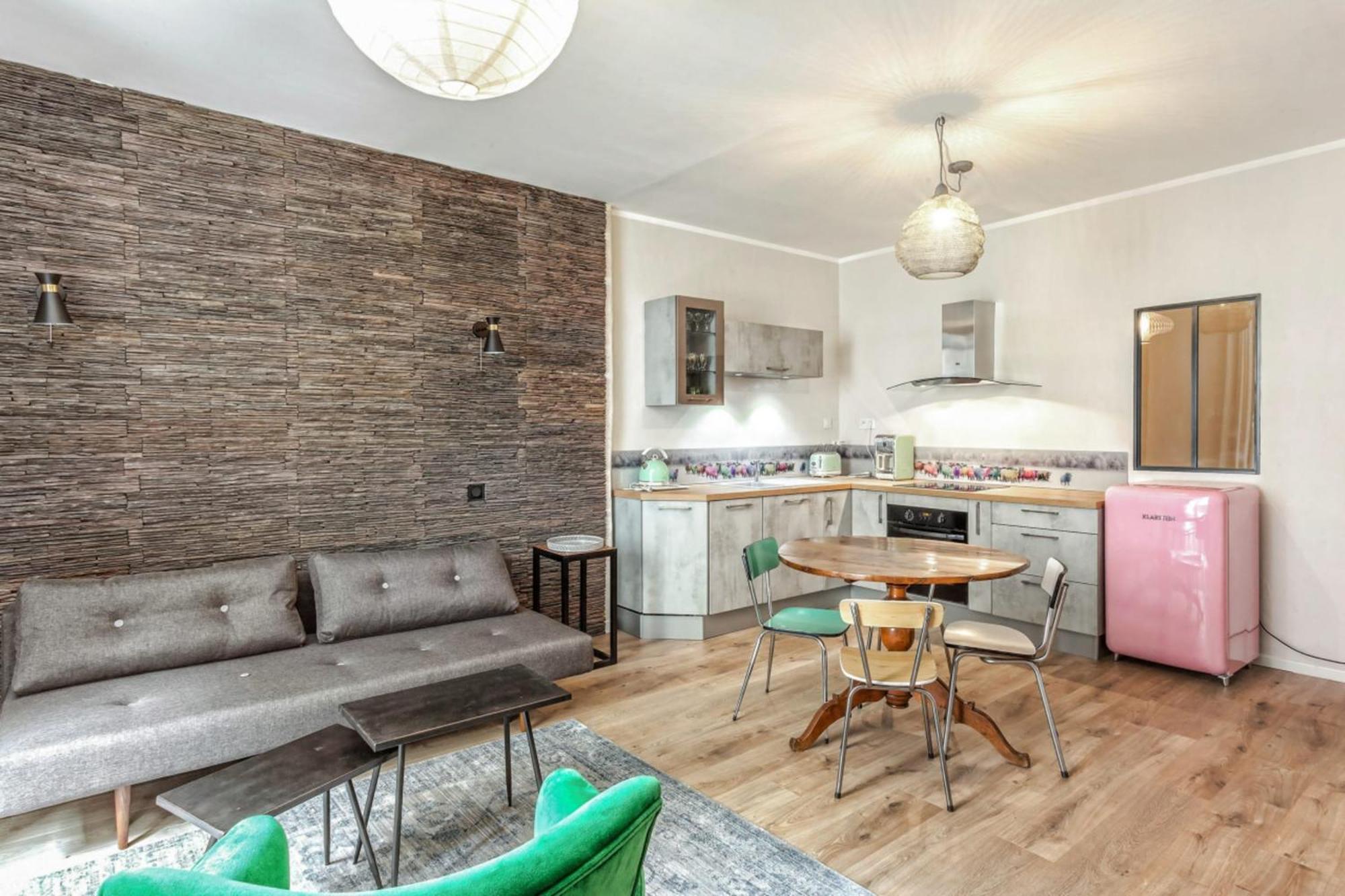 Appartement Sainte Claire Vintage - Welkeys アヌシー エクステリア 写真